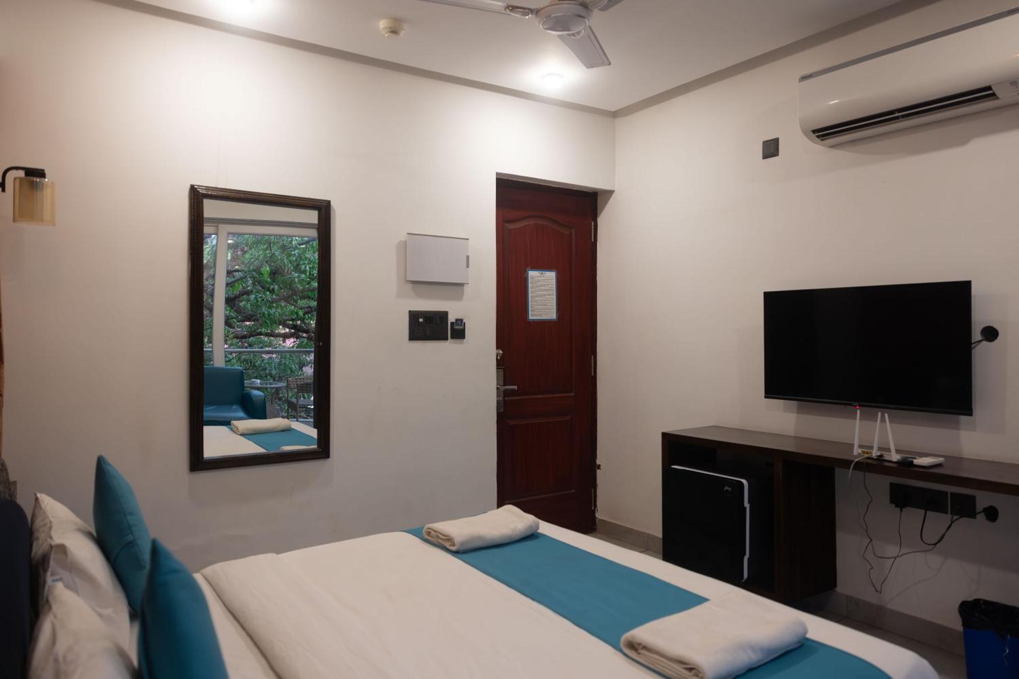Downtown Hostels - アンジュナ エクステリア 写真