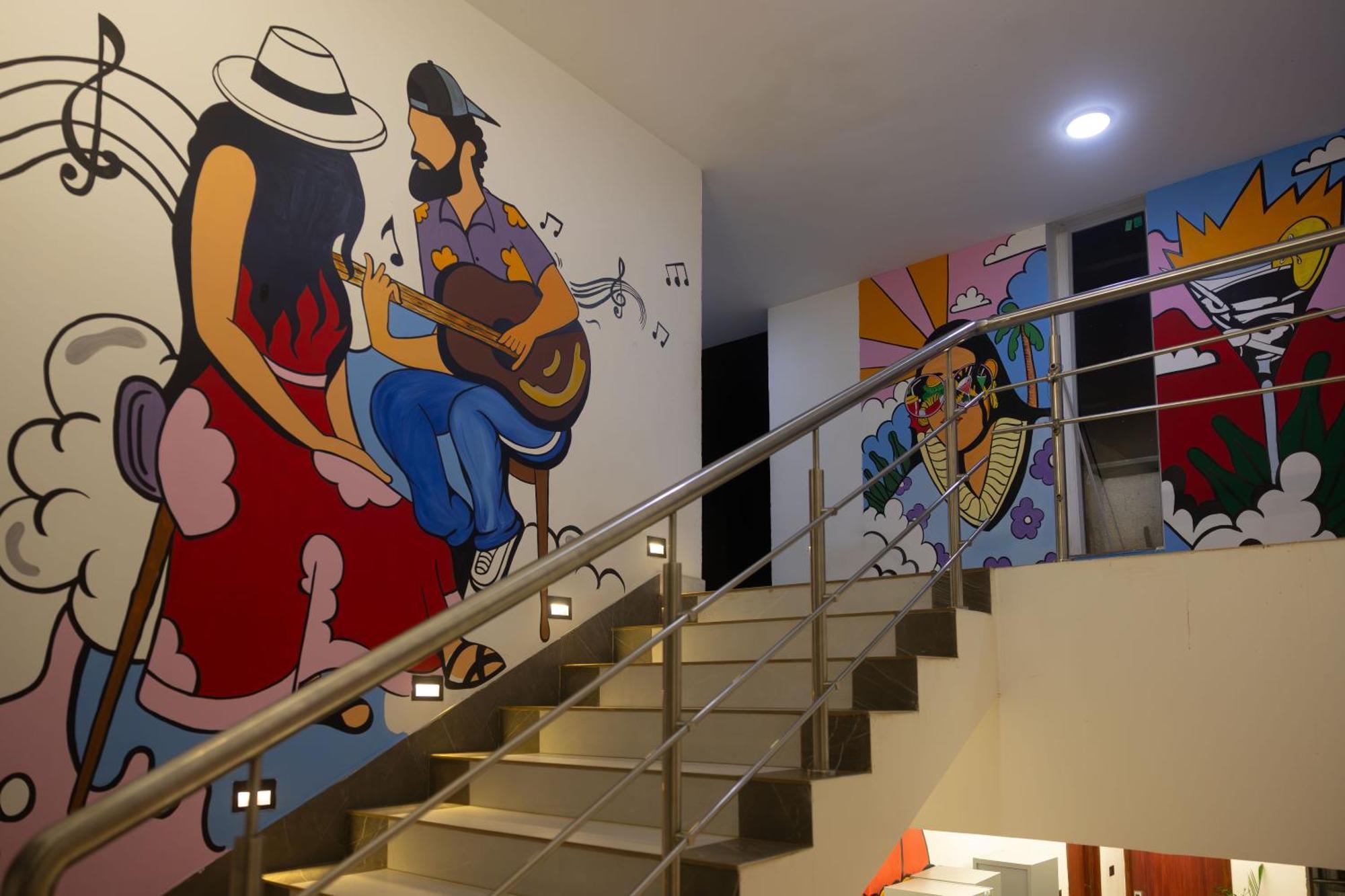 Downtown Hostels - アンジュナ エクステリア 写真